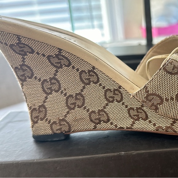 Gucci wedges - used - Picture 2 of 5